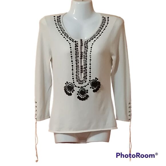 NWT Yuka Beaded Boho Knit Top Ivory Sz S Blouse Embellished Shirt - Picture 1 of 13